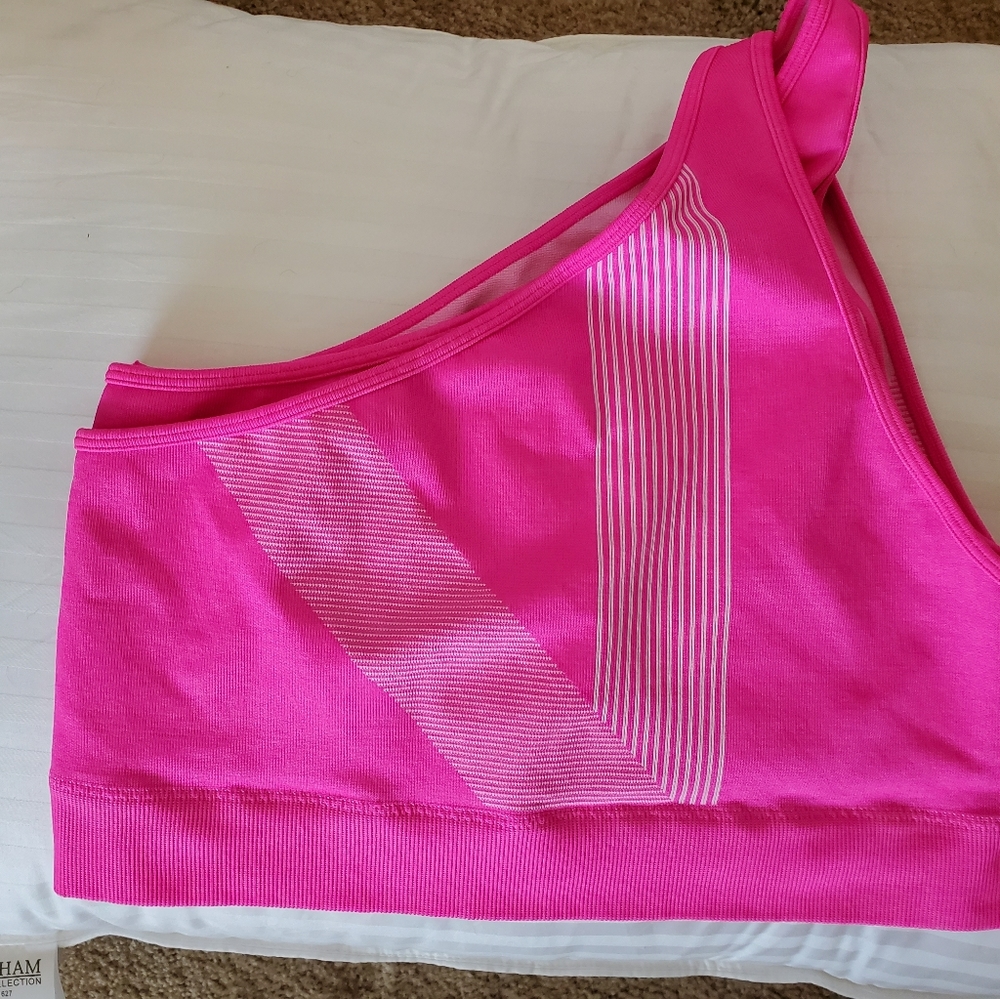 Fabletics Indy Seamless Sports Bra - hot pink L